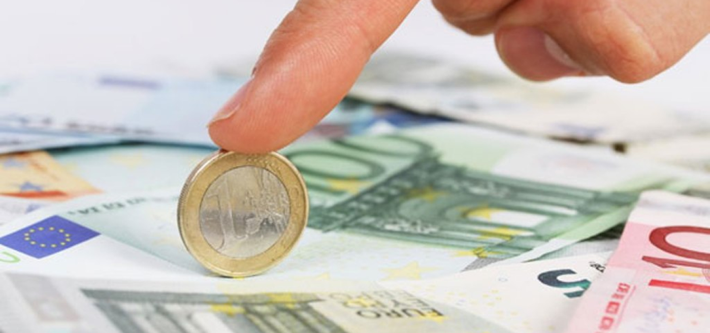 Χαράτσι 1 ευρώ στους έντυπους λογαριασμούς της ΔΕΗ